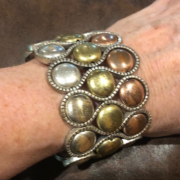 3 for 1 Price - Fun Cuff Bracelets - Picture 5 of 12